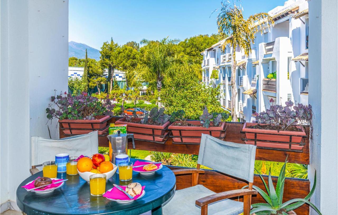 Lovely Apartment In Marbella With Kitchenette ภายนอก รูปภาพ