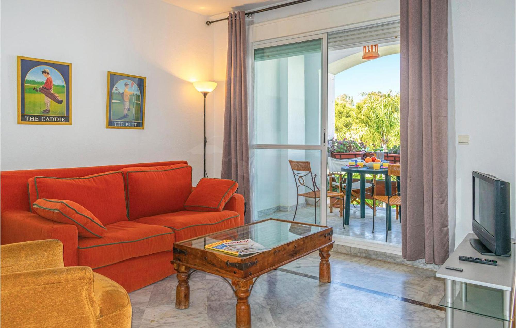 Lovely Apartment In Marbella With Kitchenette ภายนอก รูปภาพ